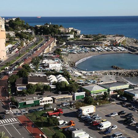 Elegante Monolocale Genova Apartment ภายนอก รูปภาพ